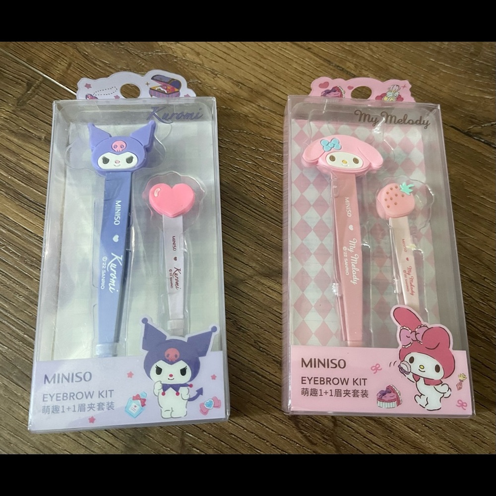 SANRIO-NWT Kuromi OR My Melody Eyebrow Tweezer Sets